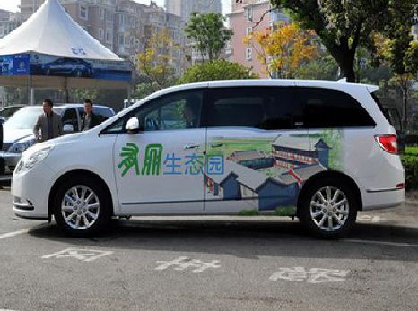 兰考户外车贴喷绘如何保持效果?